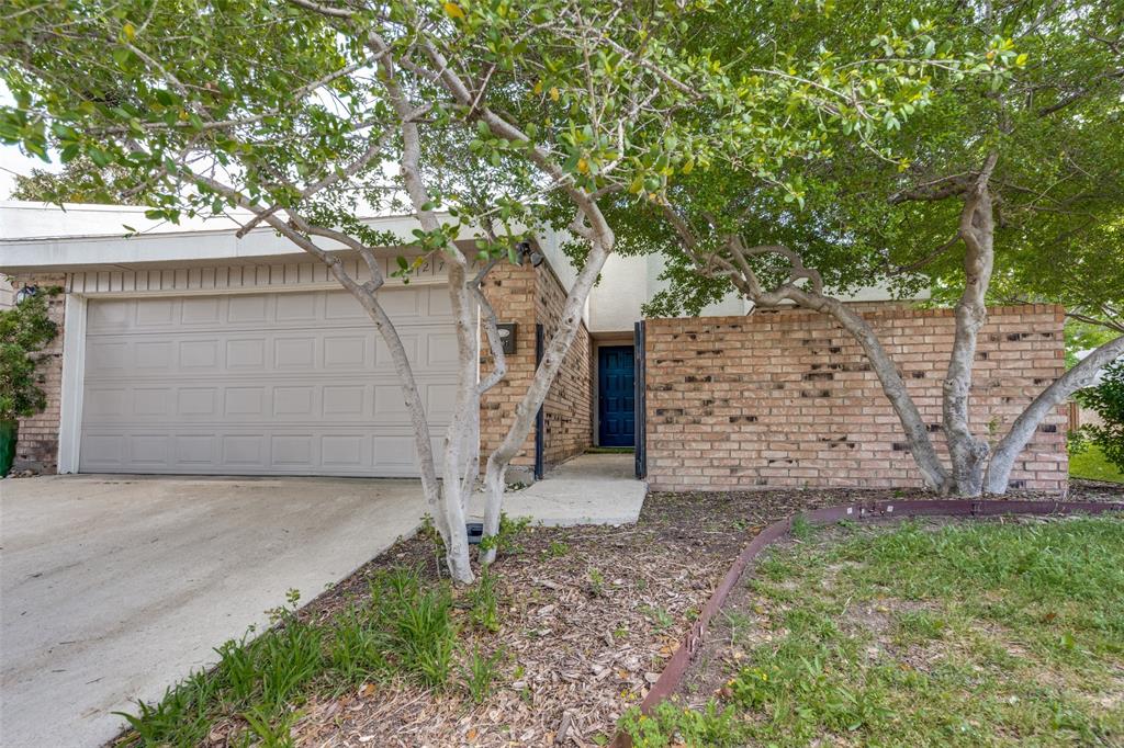 2707 Keller Springs Court