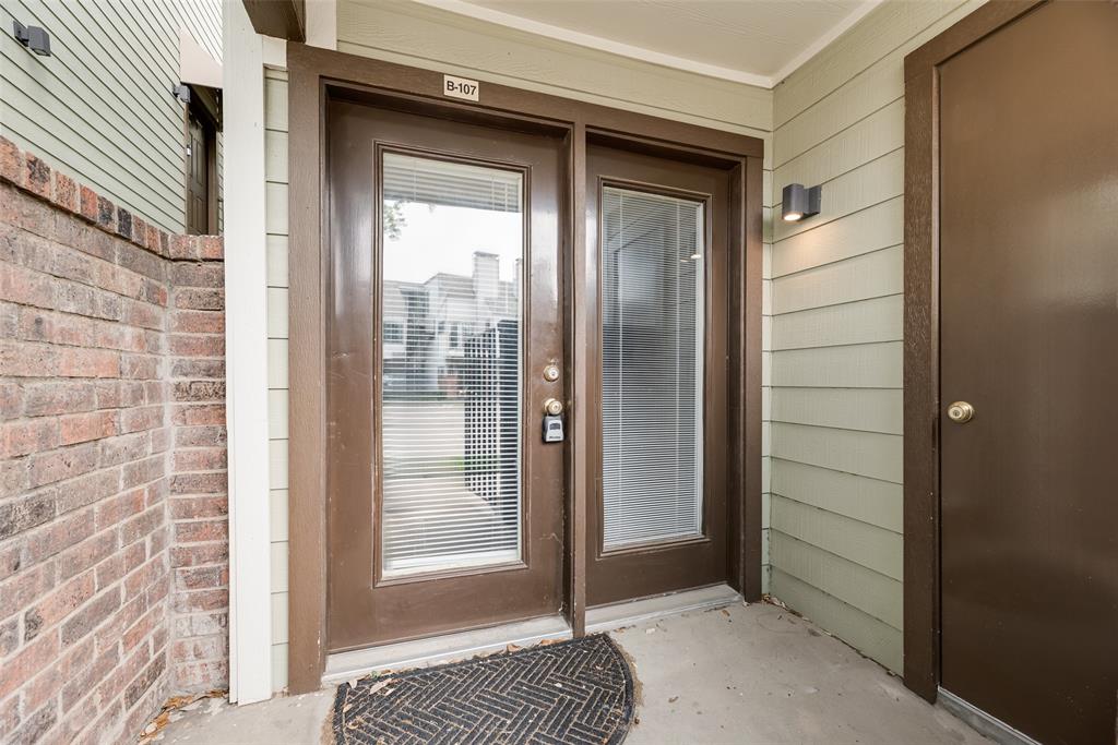 University Park Condo - Residential