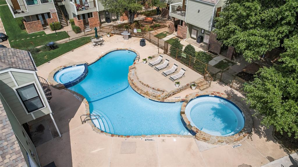 University Park Condo - Residential