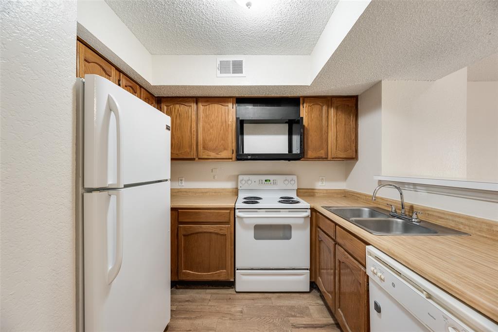 University Park Condo - Residential