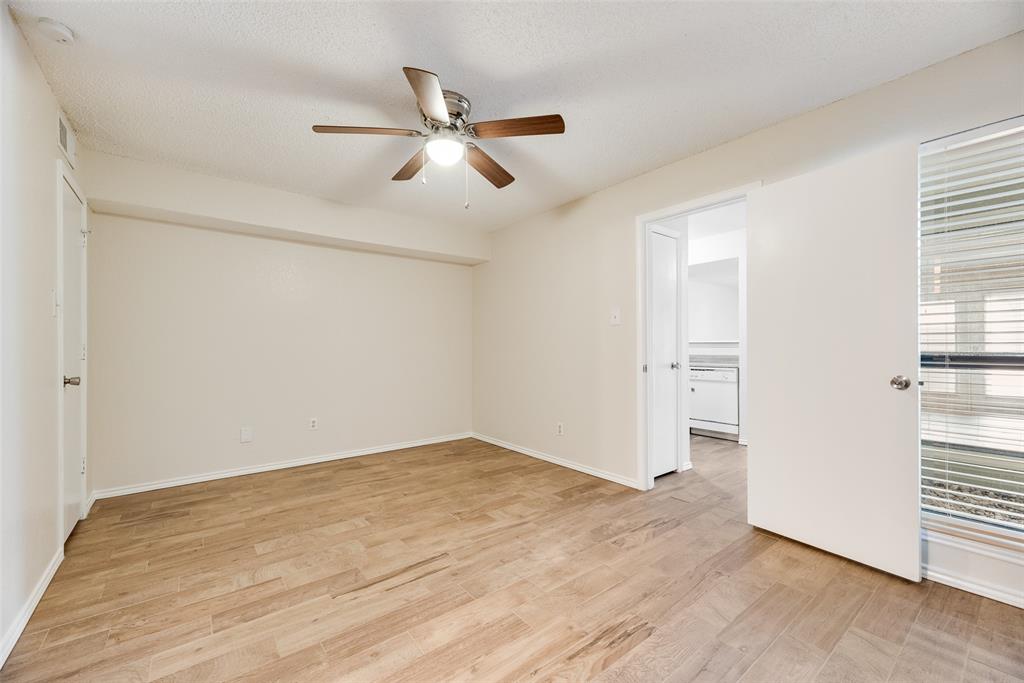 University Park Condo - Residential