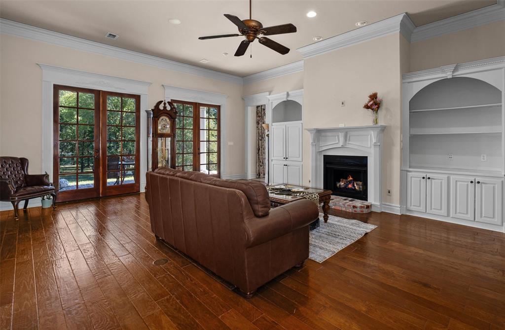 Lakeside On Long Lake - Residential