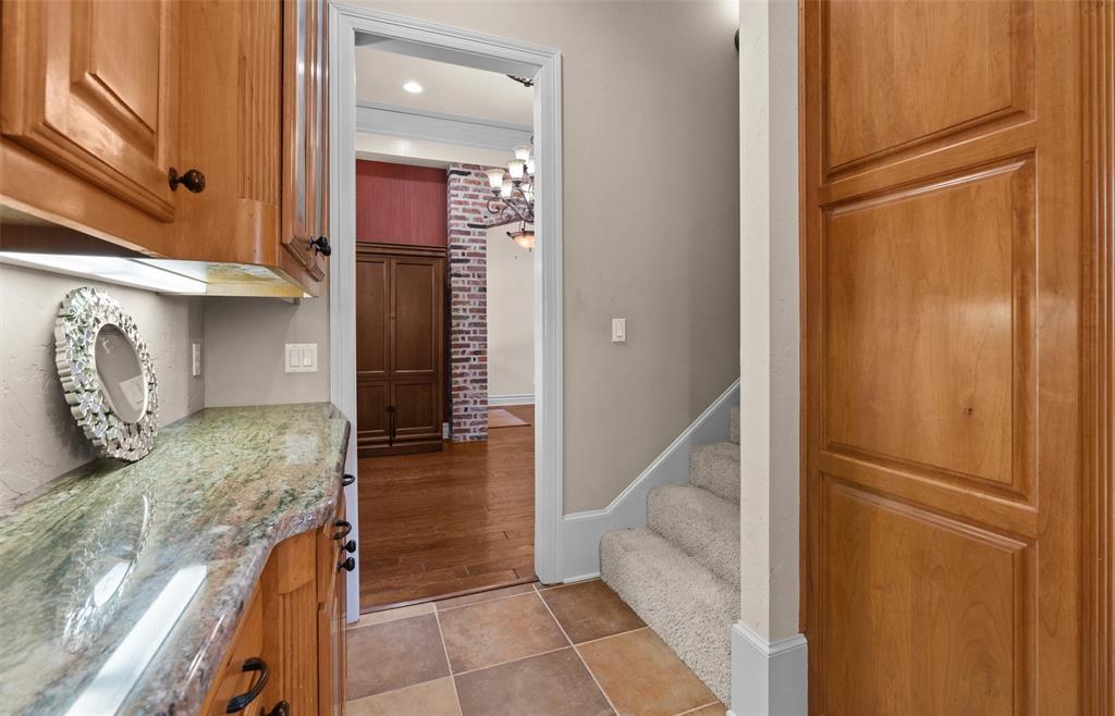 Lakeside On Long Lake - Residential