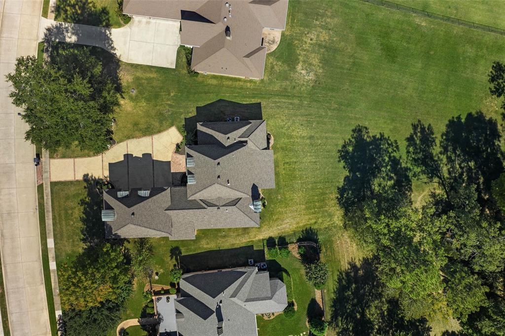 Lakeside On Long Lake - Residential