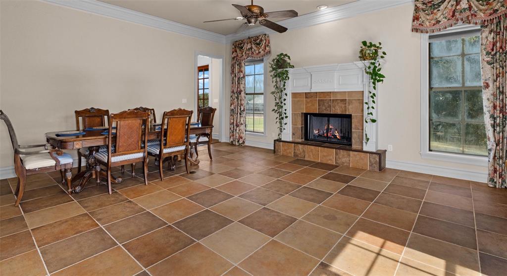 Lakeside On Long Lake - Residential