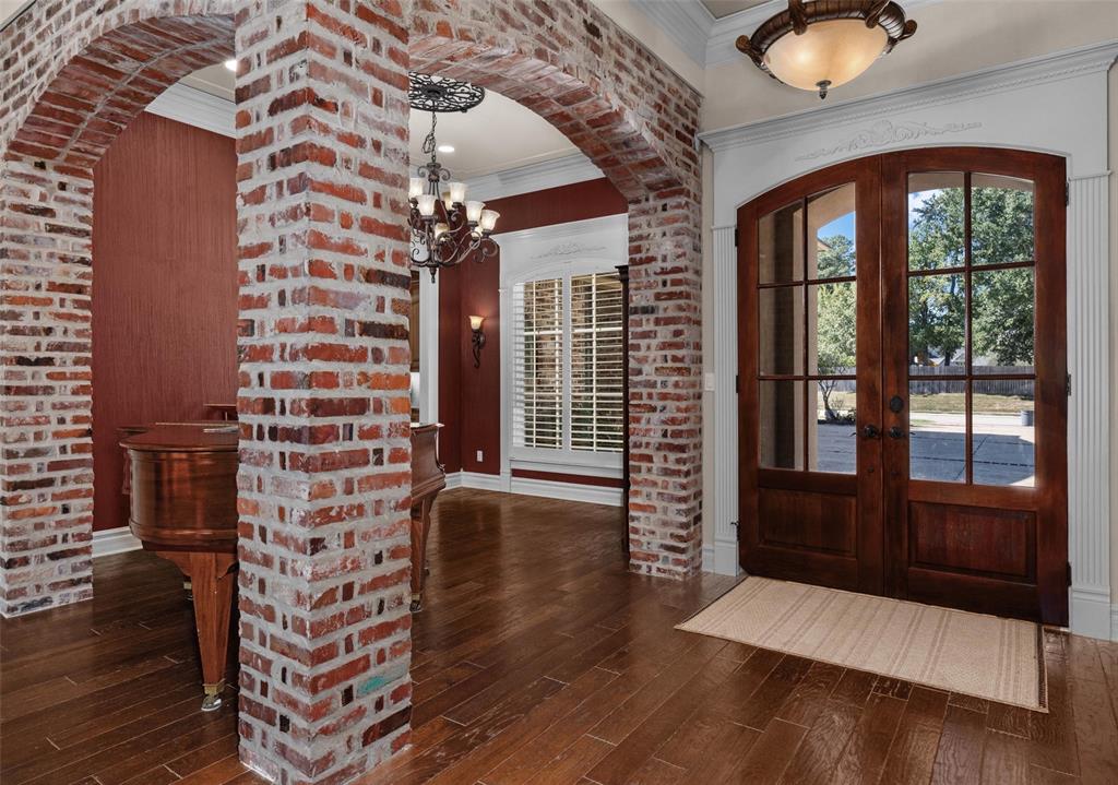 1170 Waters Edge Circle