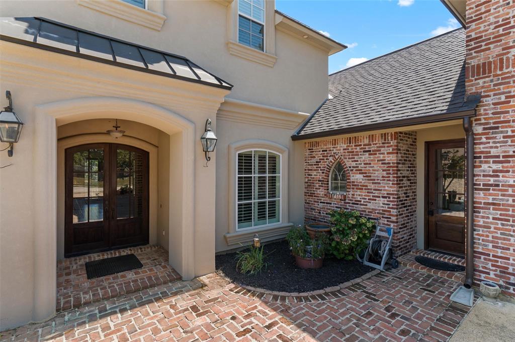 1170 Waters Edge Circle