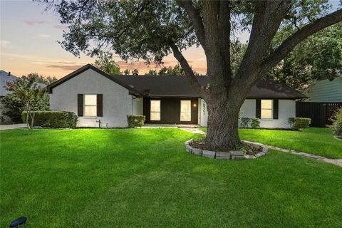 2921 Deep Valley Trail Plano TX 75075