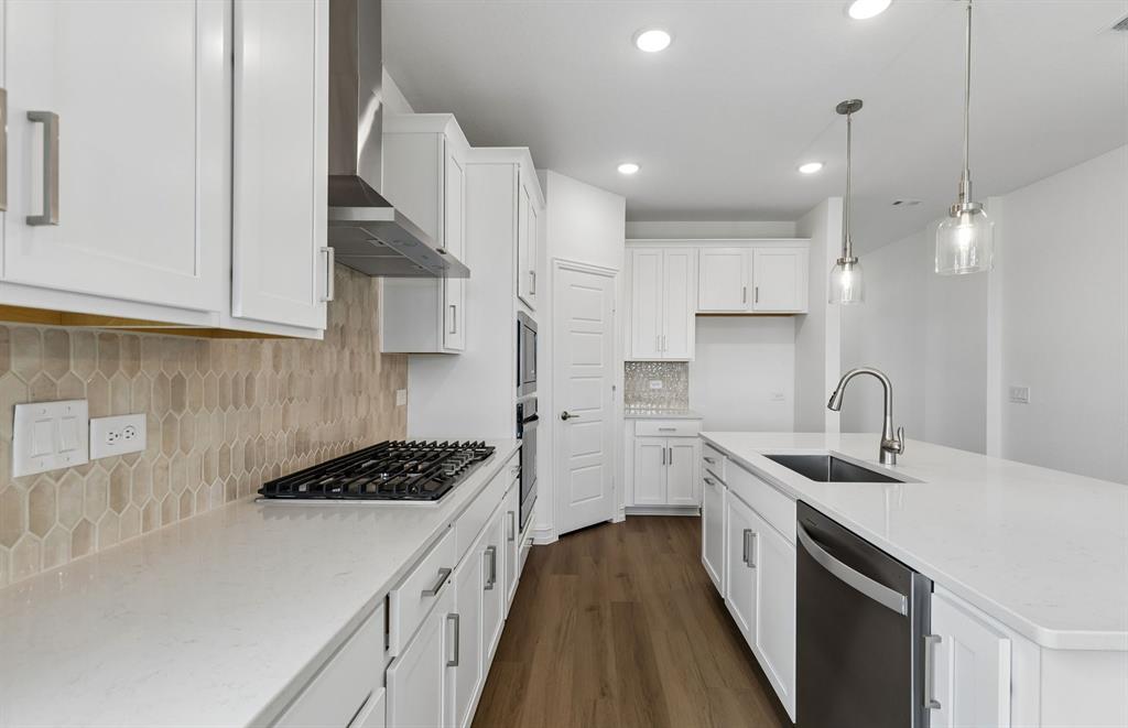 1216 Graydon Street