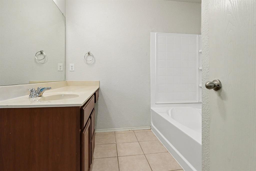 Creekside Estate - Residential