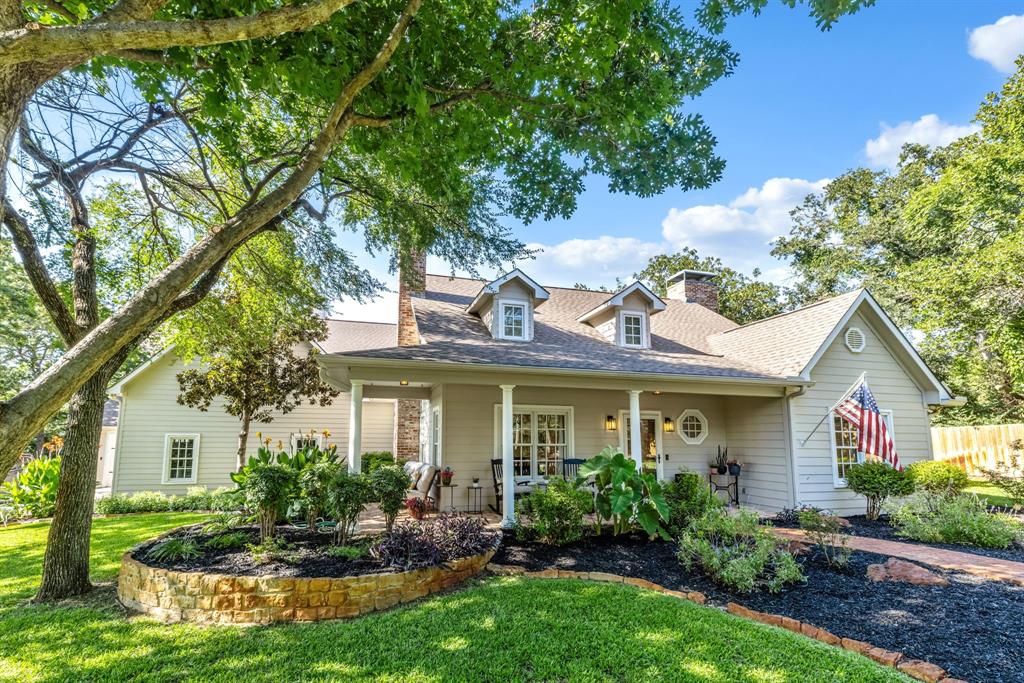 1020 Oak View Drive