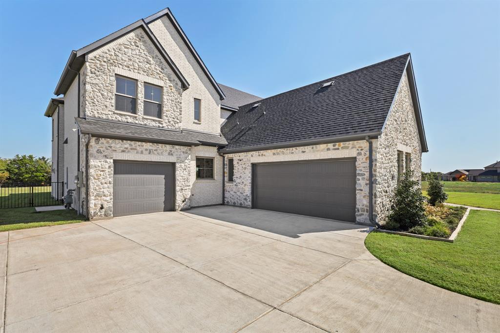 324 Chapel View Court