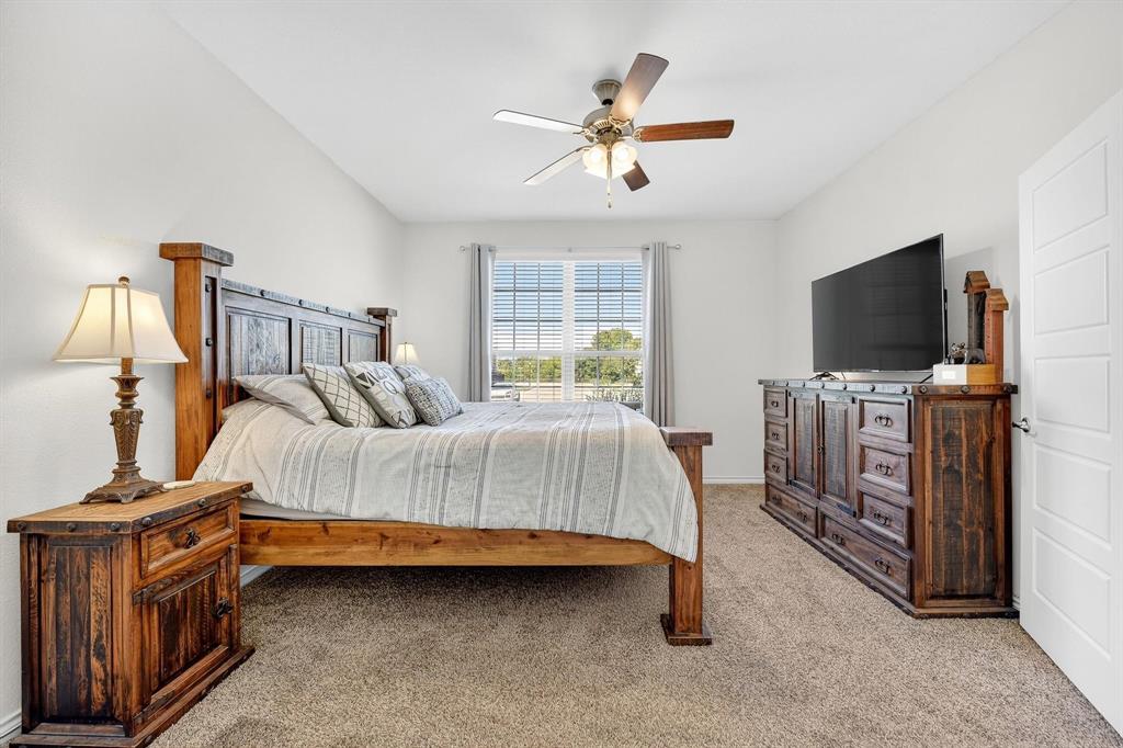 Valencia On The Lake - Residential Lease