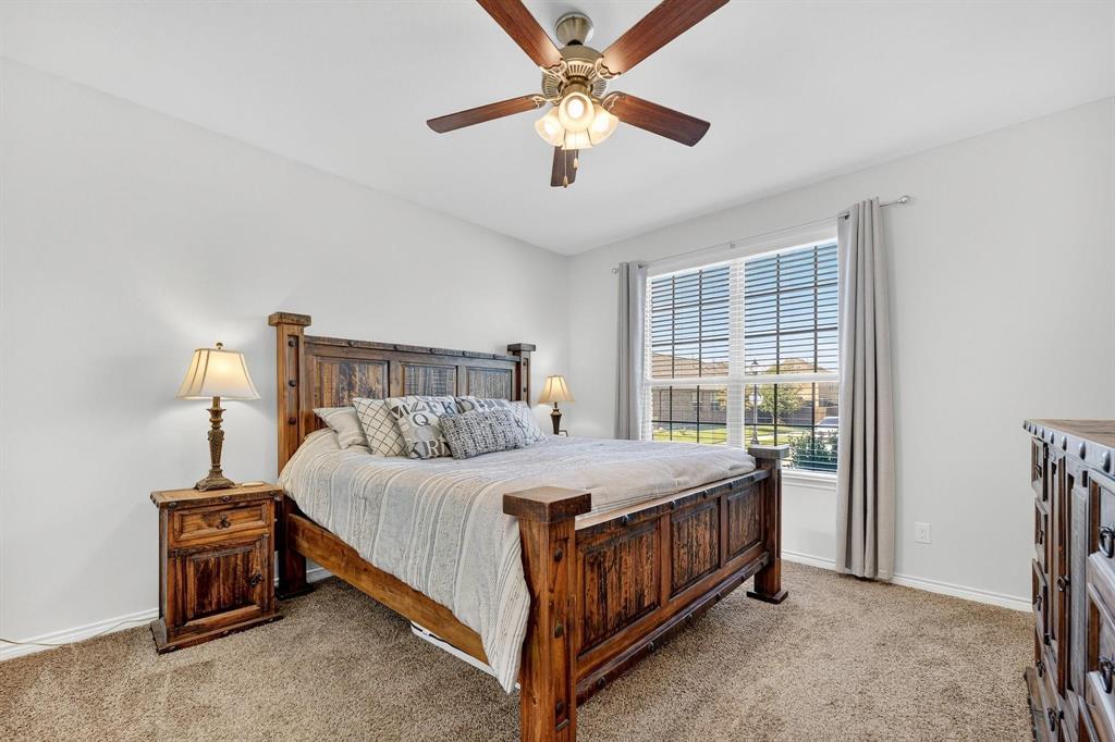 Valencia On The Lake - Residential Lease