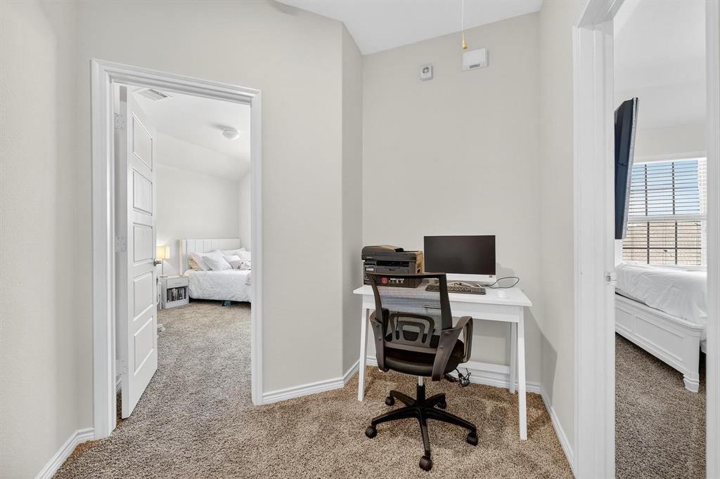 Valencia On The Lake - Residential Lease