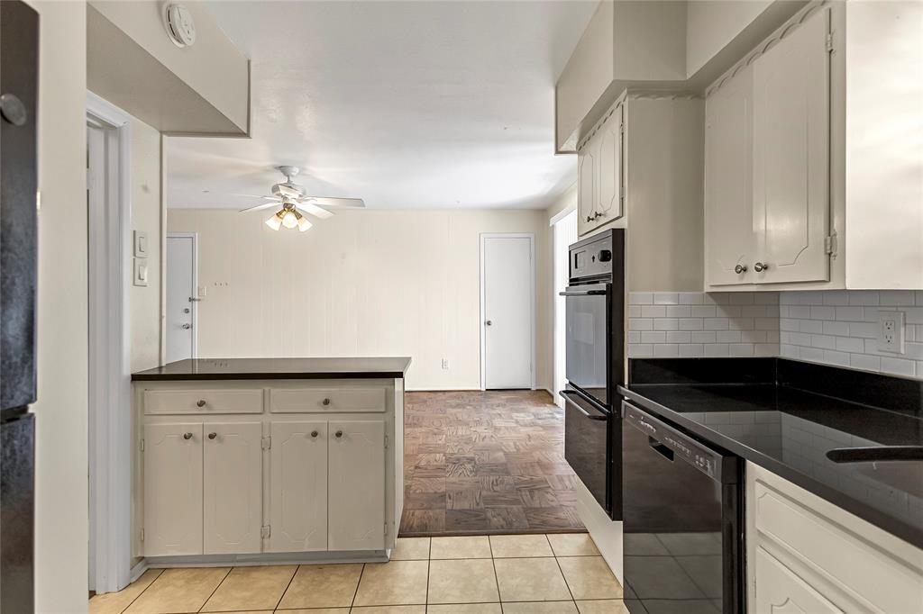 Williamsburg 02 Condo - Residential