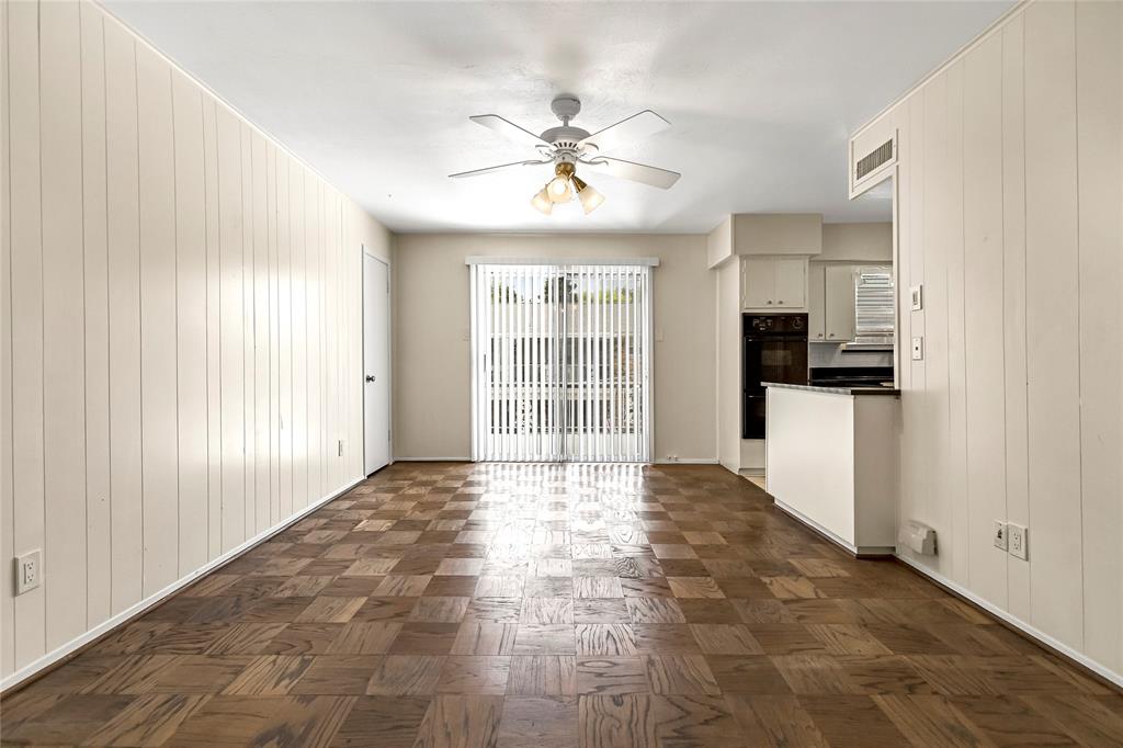 Williamsburg 02 Condo - Residential