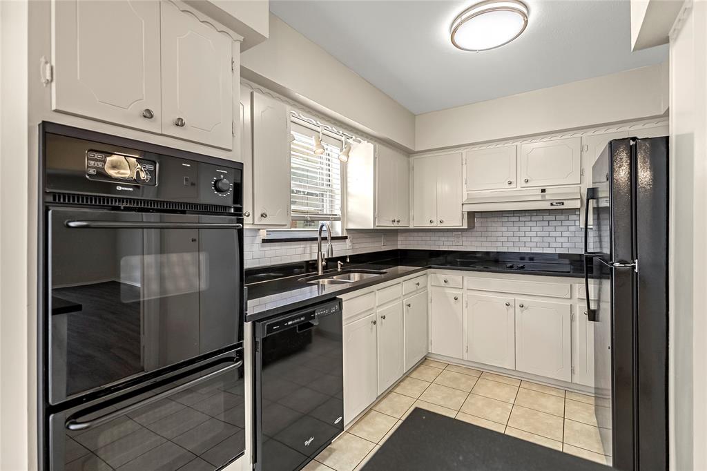 Williamsburg 02 Condo - Residential