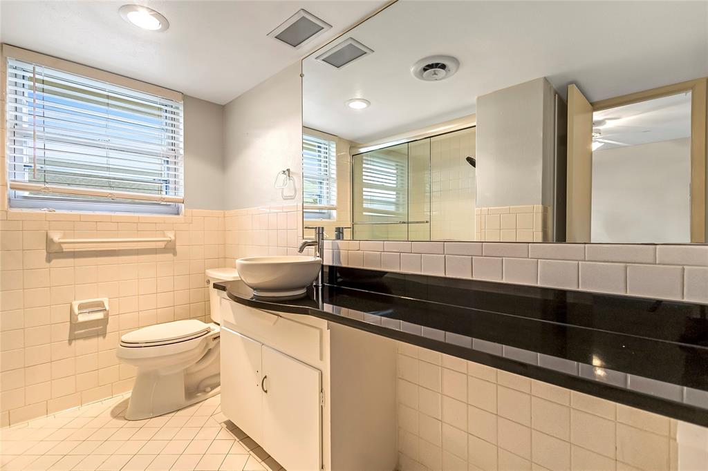 Williamsburg 02 Condo - Residential