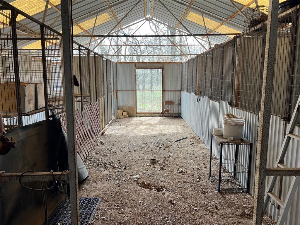 BASQUEZ GREGORIA - Residential