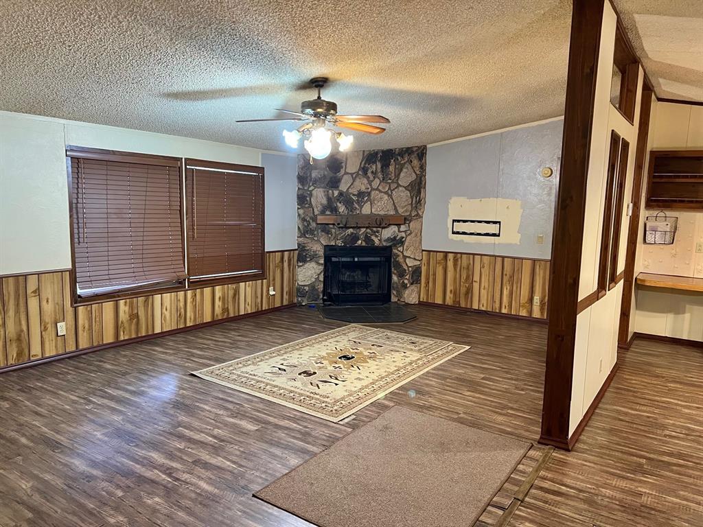 BASQUEZ GREGORIA - Residential