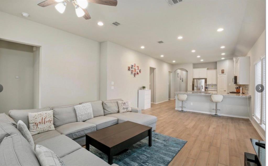 2301 Birdwell Cove