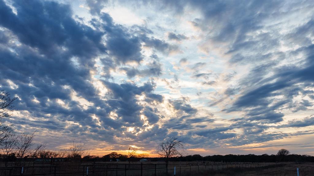 McKinsey William - Land