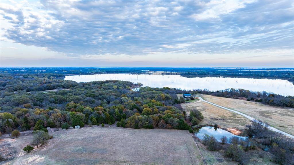 McKinsey William - Land