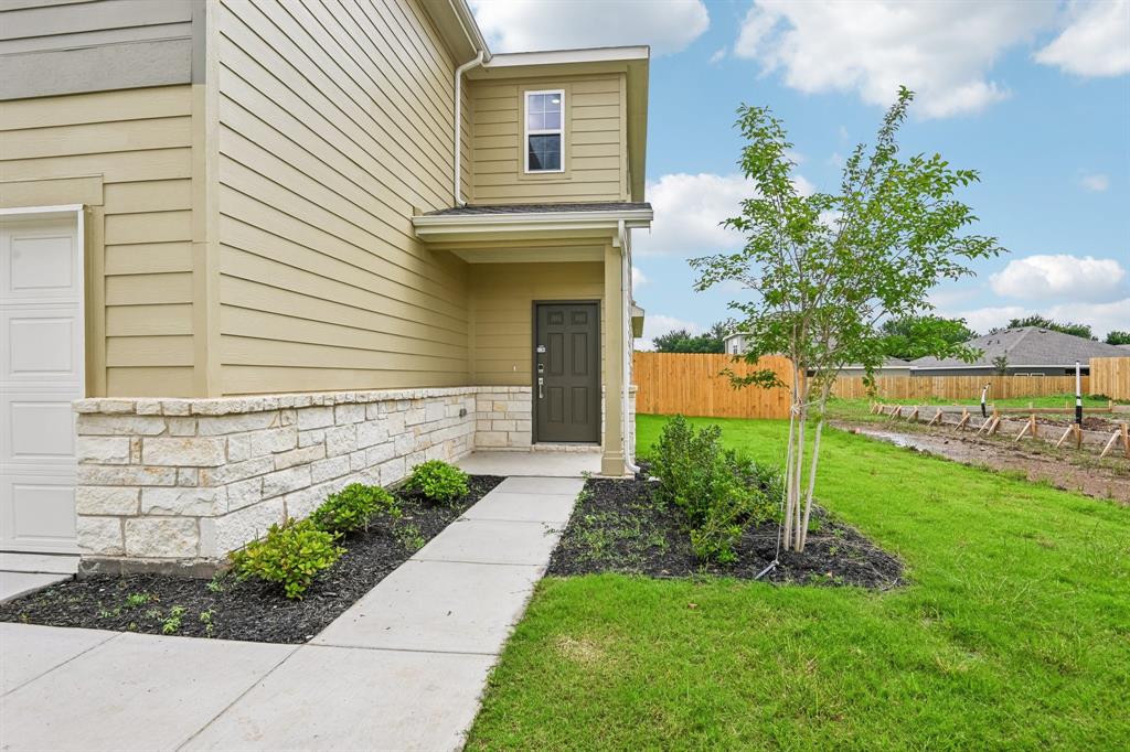 1052 Miraverde Trail