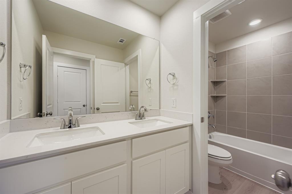 MiraVerde - Residential