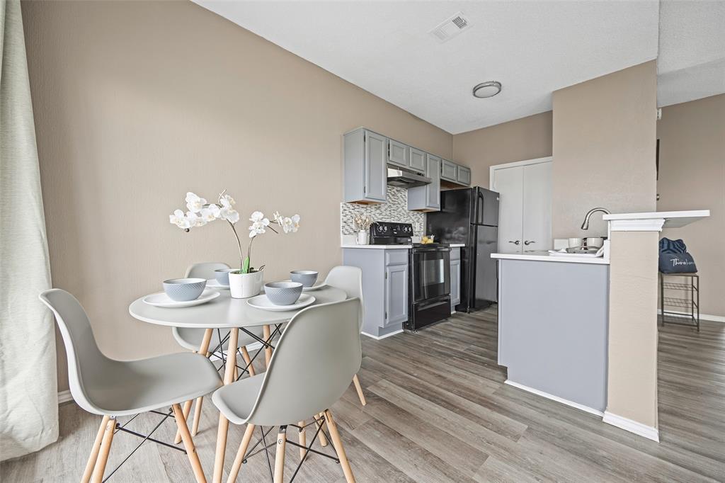 Oaks On The Ridge Condo - Residential