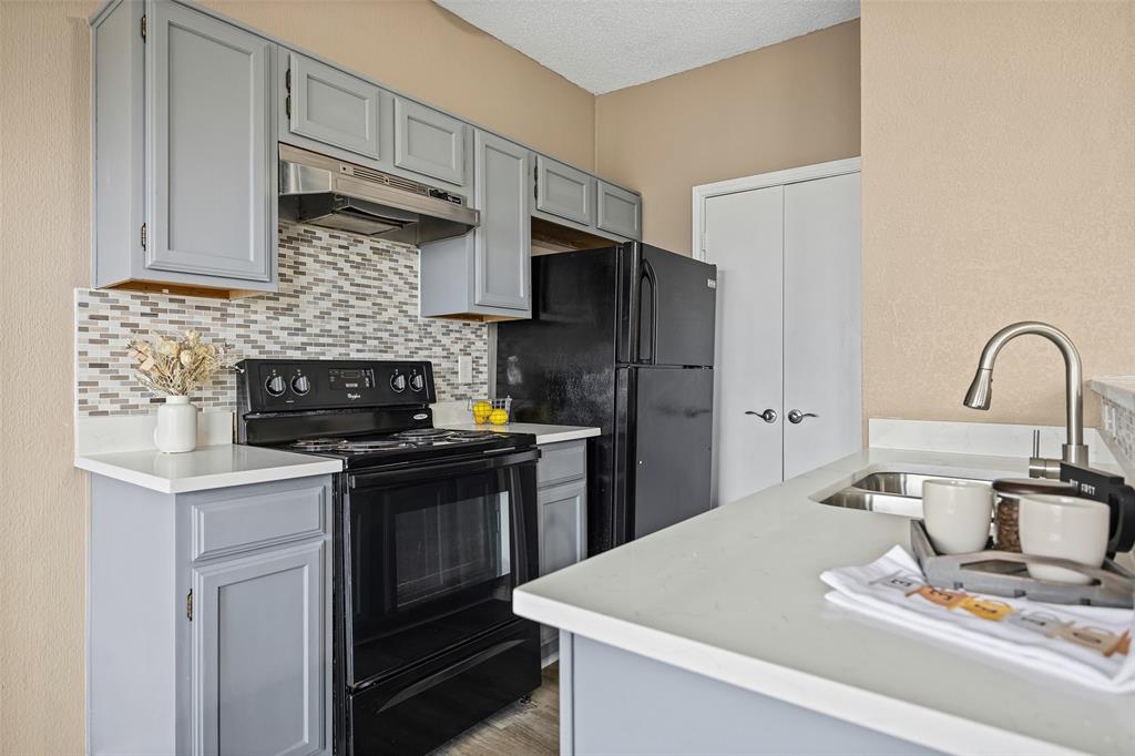 Oaks On The Ridge Condo - Residential