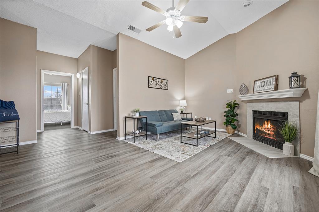 Oaks On The Ridge Condo - Residential