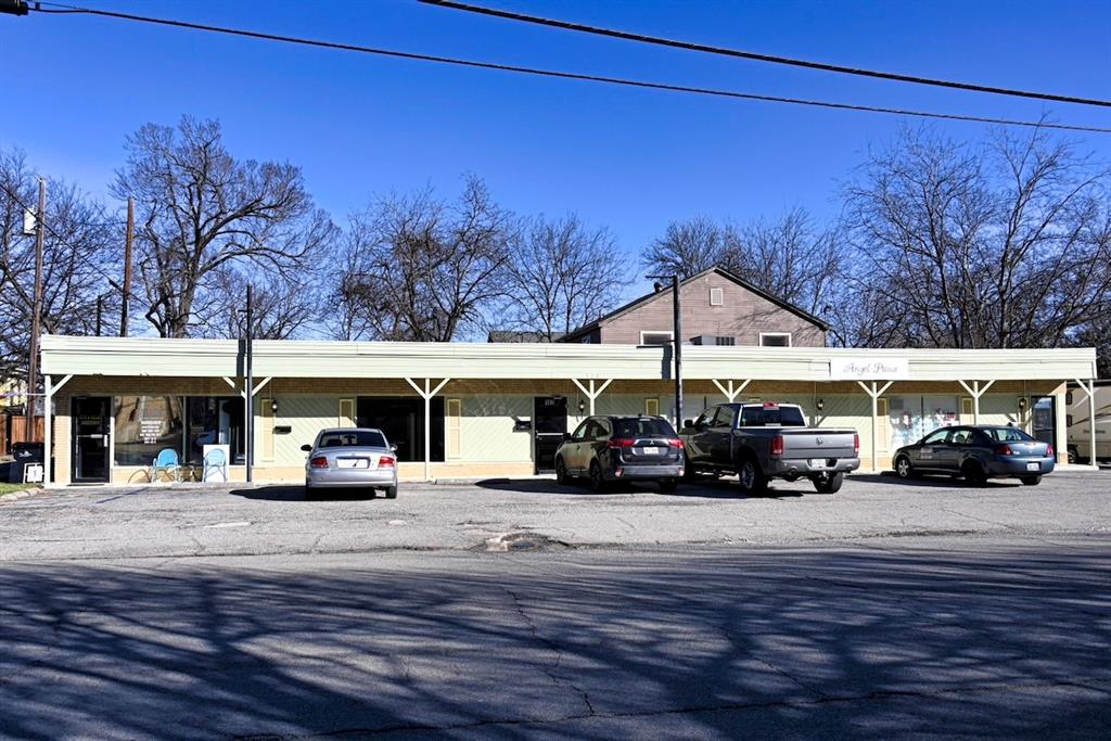 Stevens Add - Commercial Lease