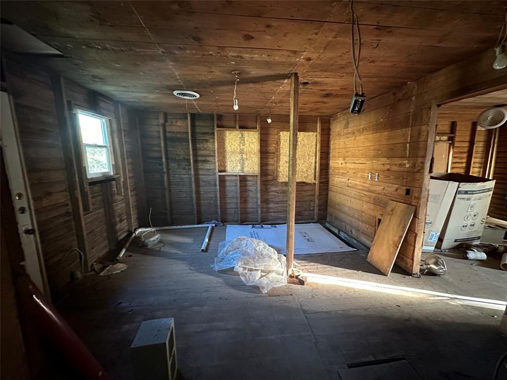 Scott Hwy Place - Residential