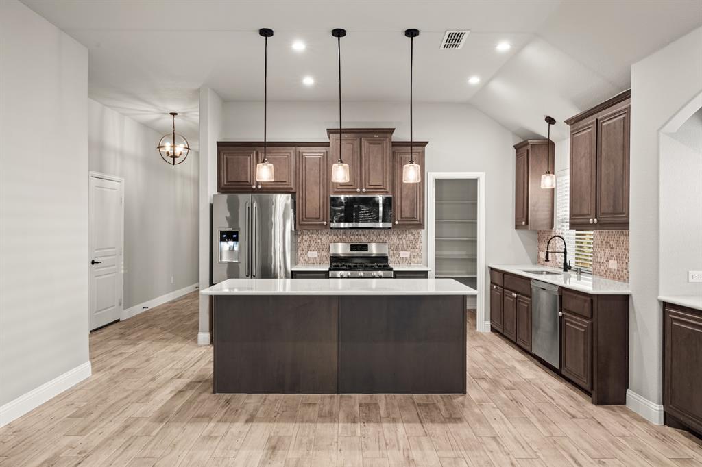 WILLOW WOOD PHASE 2B - Residential