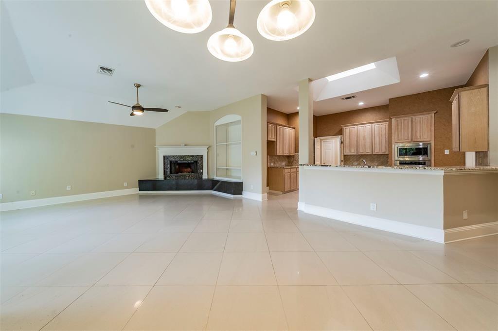 Arlington, Texas 76006, United States, 4 Bedrooms Bedrooms, ,2 BathroomsBathrooms,Residential,Active,161487