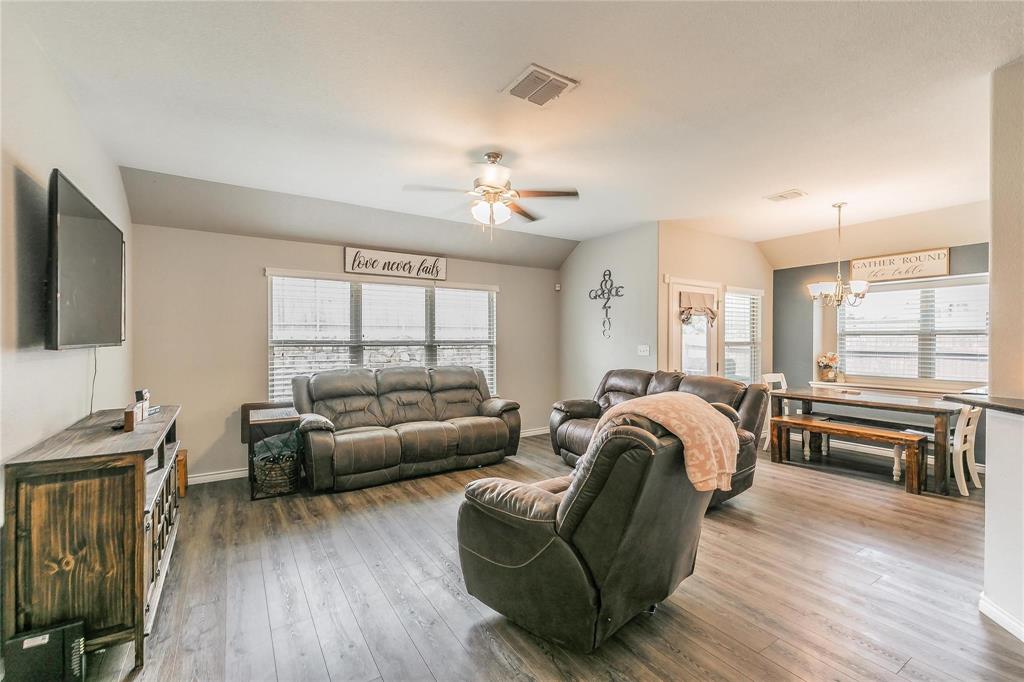 Mountain Valley Lake Tr - Residential Lease