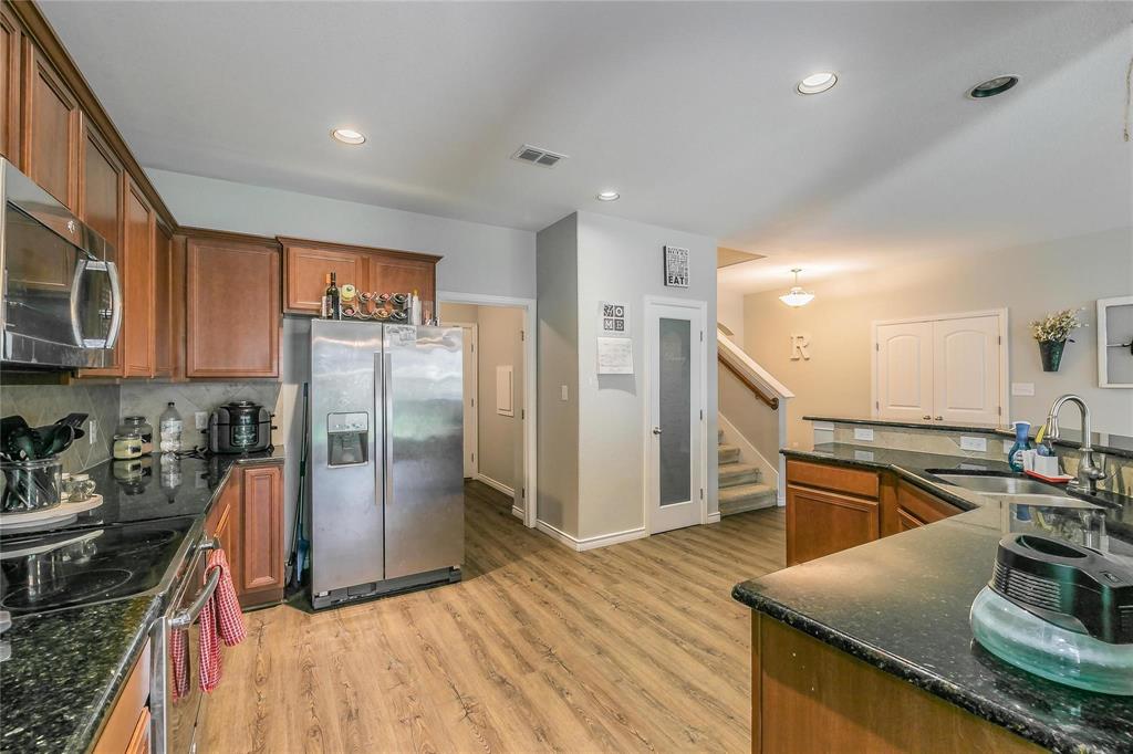 Mountain Valley Lake Tr - Residential Lease