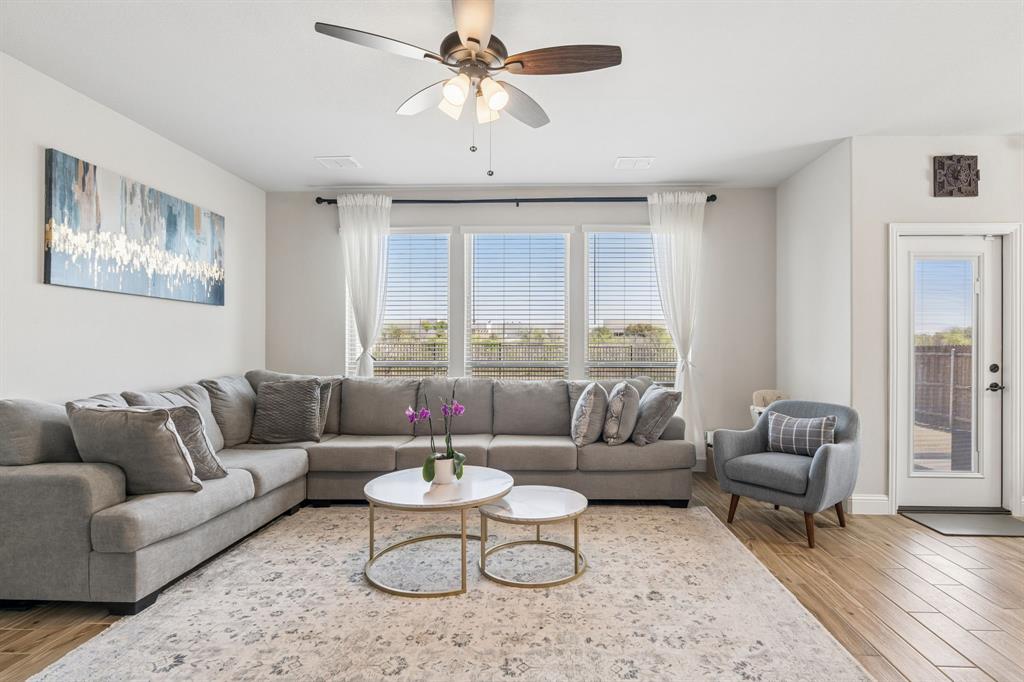 8720 Landergin Mesa Drive