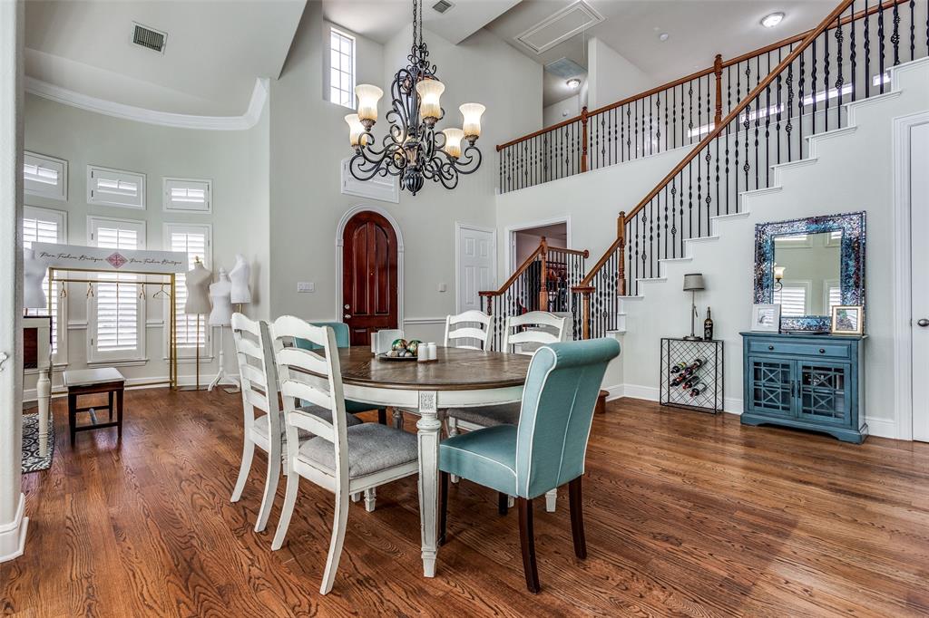 6909 Medallion Drive