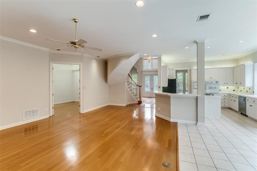 Royal Lane Village - Residential