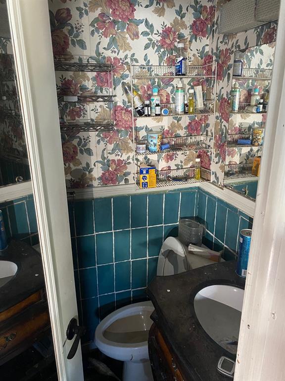 A L Hollis Sub - Residential