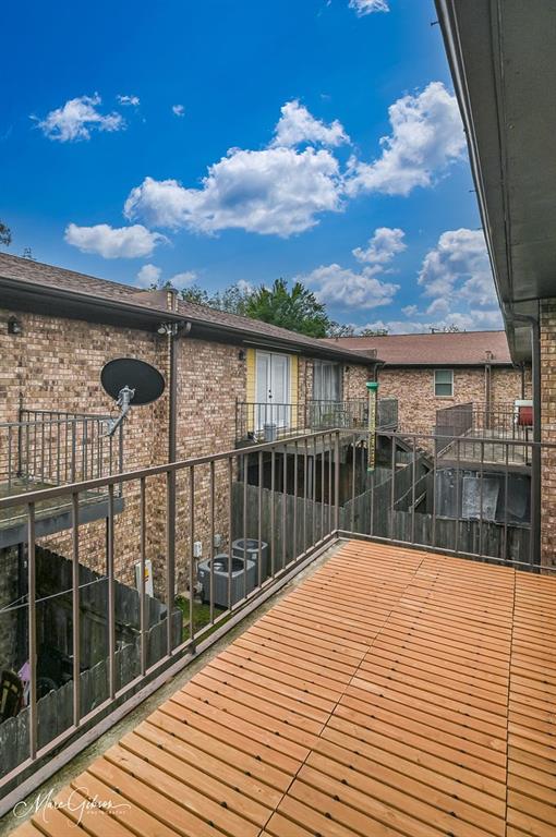 East Kings Court - Residential