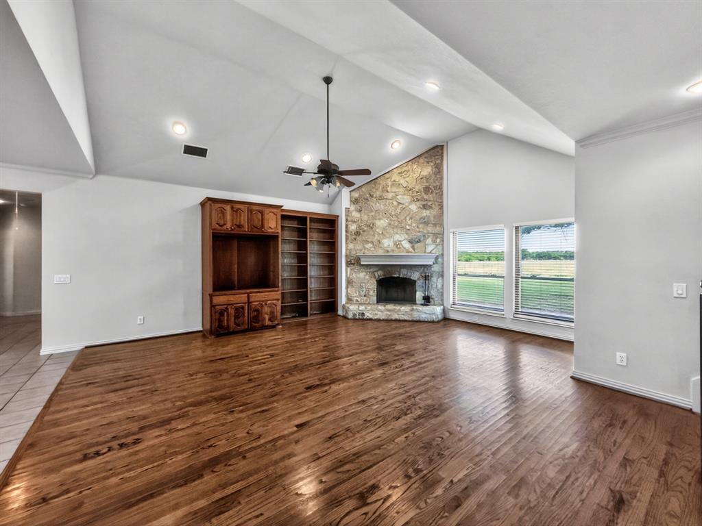 1255 Vineyard Road