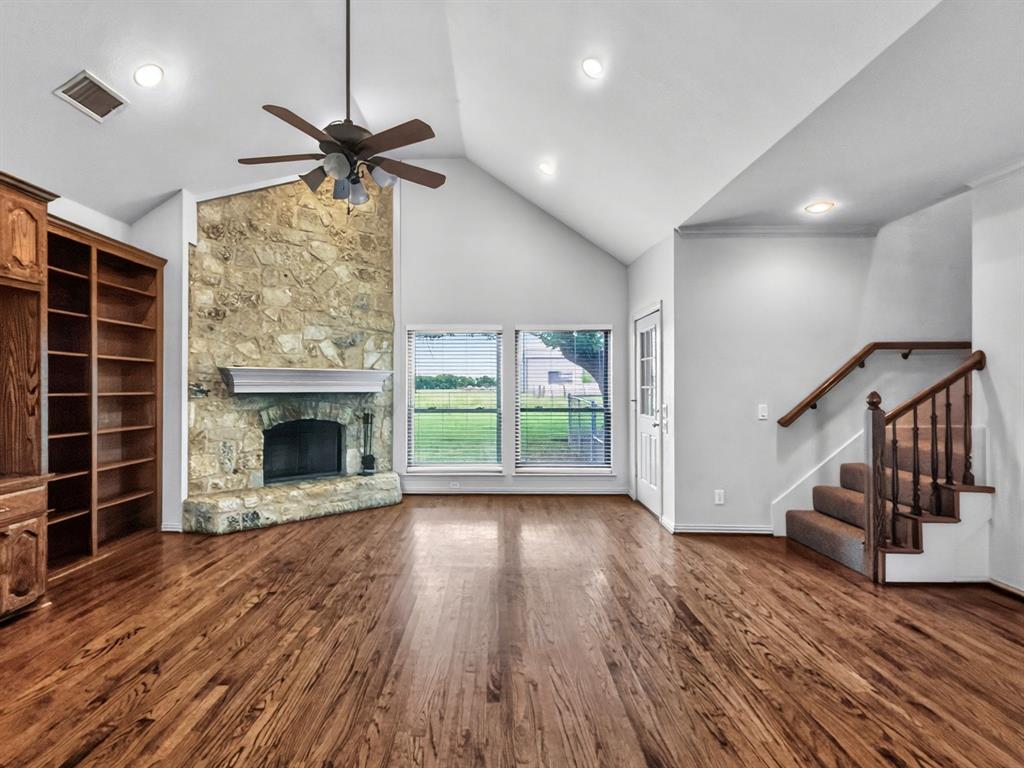 1255 Vineyard Road