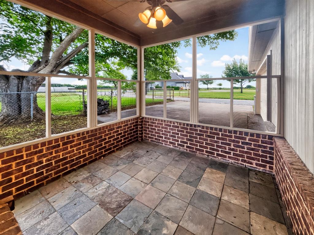 1255 Vineyard Road