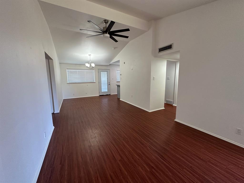 918 Eden Crest Drive