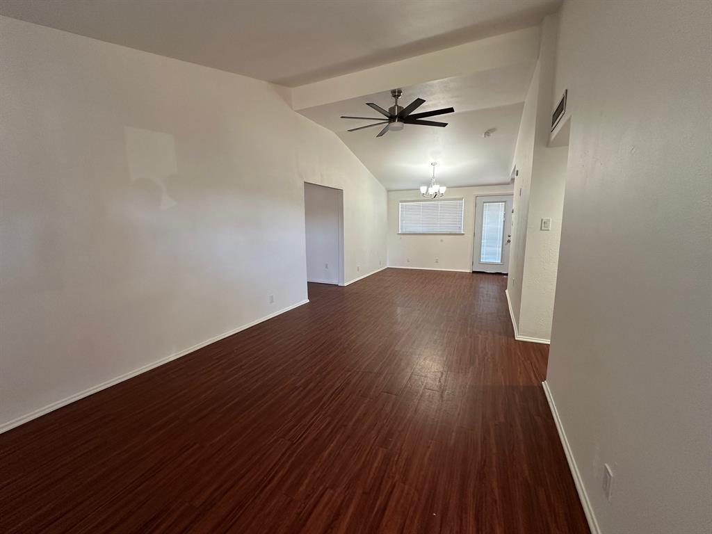 918 Eden Crest Drive