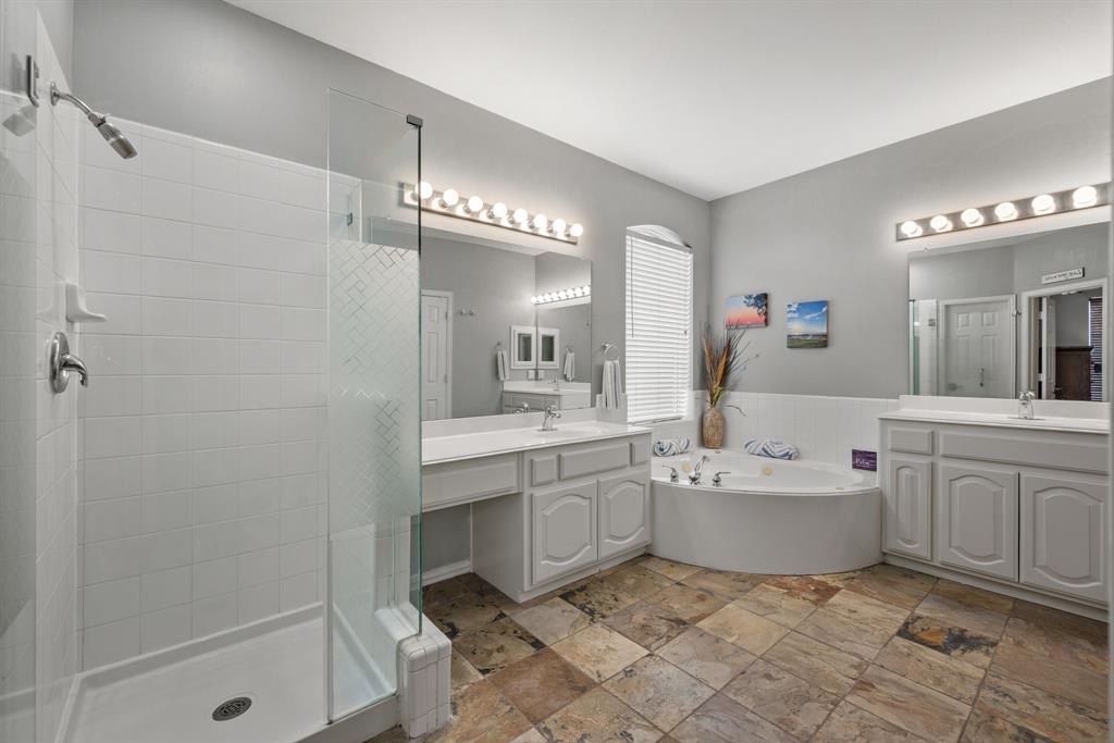 Flower Mound, Texas 75022, United States, 4 Bedrooms Bedrooms, ,3 BathroomsBathrooms,Residential,Pending,135699